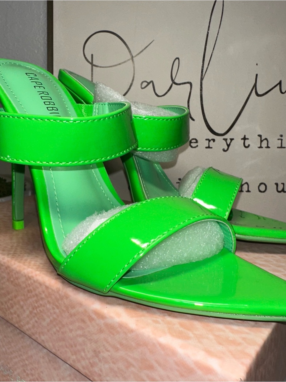 Cape Robbin Sangria Neon Green Stiletto Heels Size 6.5 NIB Extra Heel Tips
